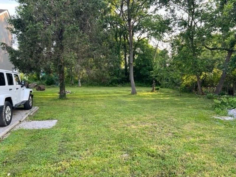 5706 Roe Street, Cincinnati, OH 45227 Photo 2