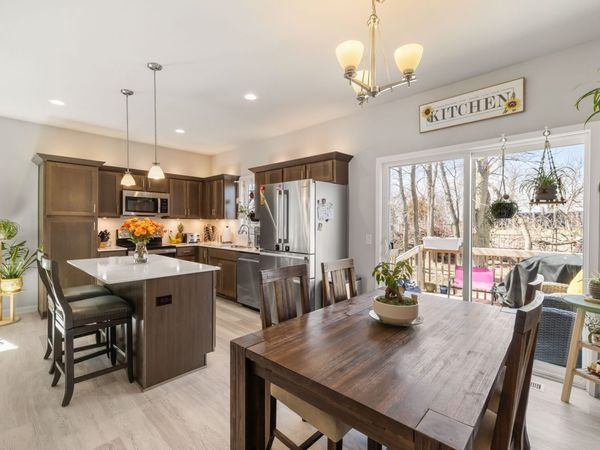 4616 167th Street, Urbandale, IA 50323