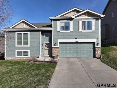4617 N 175th Avenue, Omaha, NE 68116
