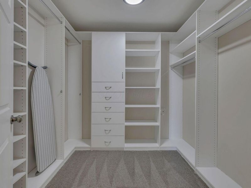 8083 Farm Crossing Circle , Powell, OH 43065 Photo 22