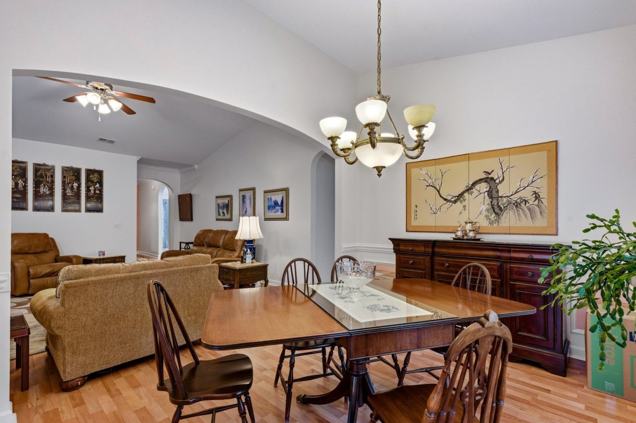 4337 Marshwood Dr. Photo 10