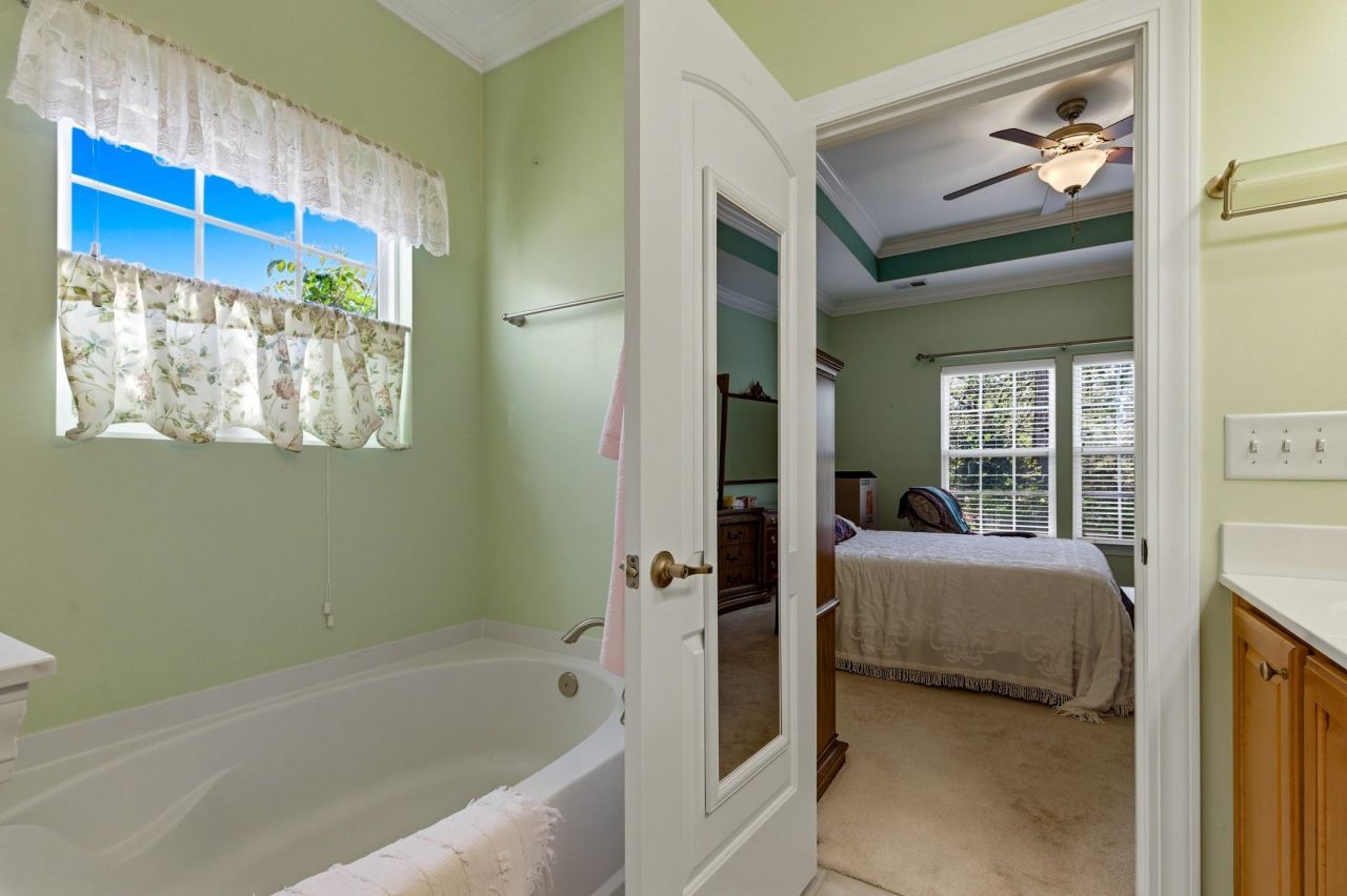 4337 Marshwood Dr. Photo 21