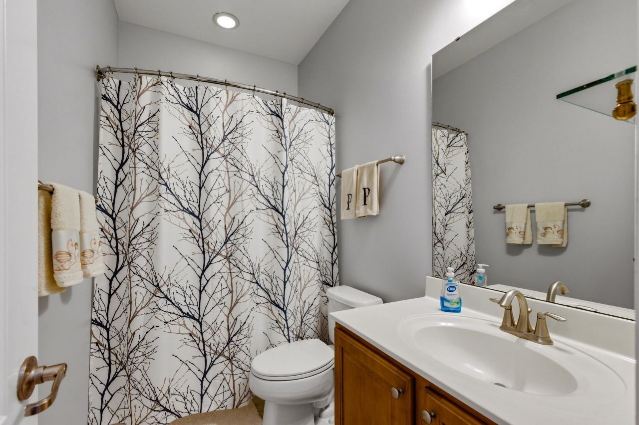 4337 Marshwood Dr. Photo 24