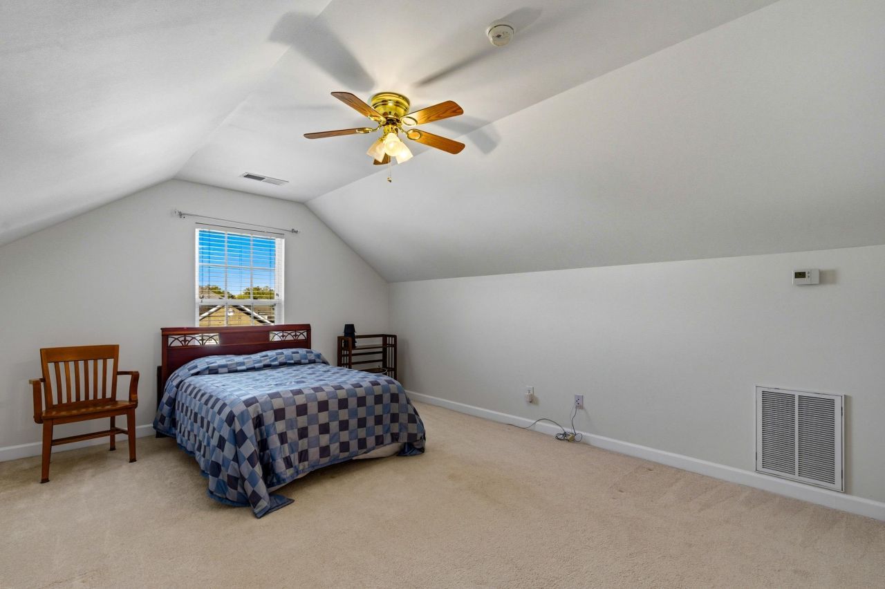 4337 Marshwood Dr. Photo 27