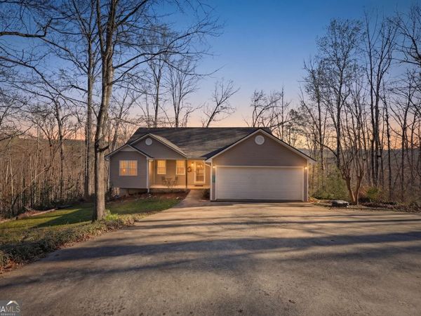 204 Green Forest Drive, Toccoa, GA 30577