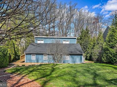 1223 PROVIDENCE TERRACE , MCLEAN, VA 22101