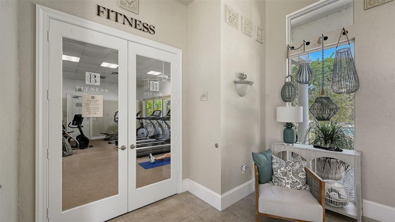 5255 Bouchard Circle, Unit 102, Sarasota, FL 34238 Photo