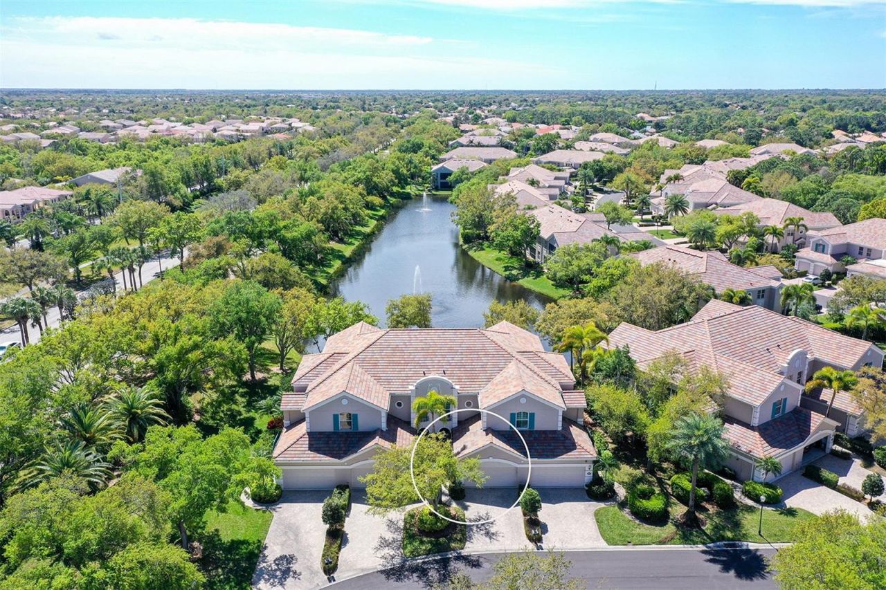 5255 Bouchard Circle, Unit 102, Sarasota, FL 34238 Photo