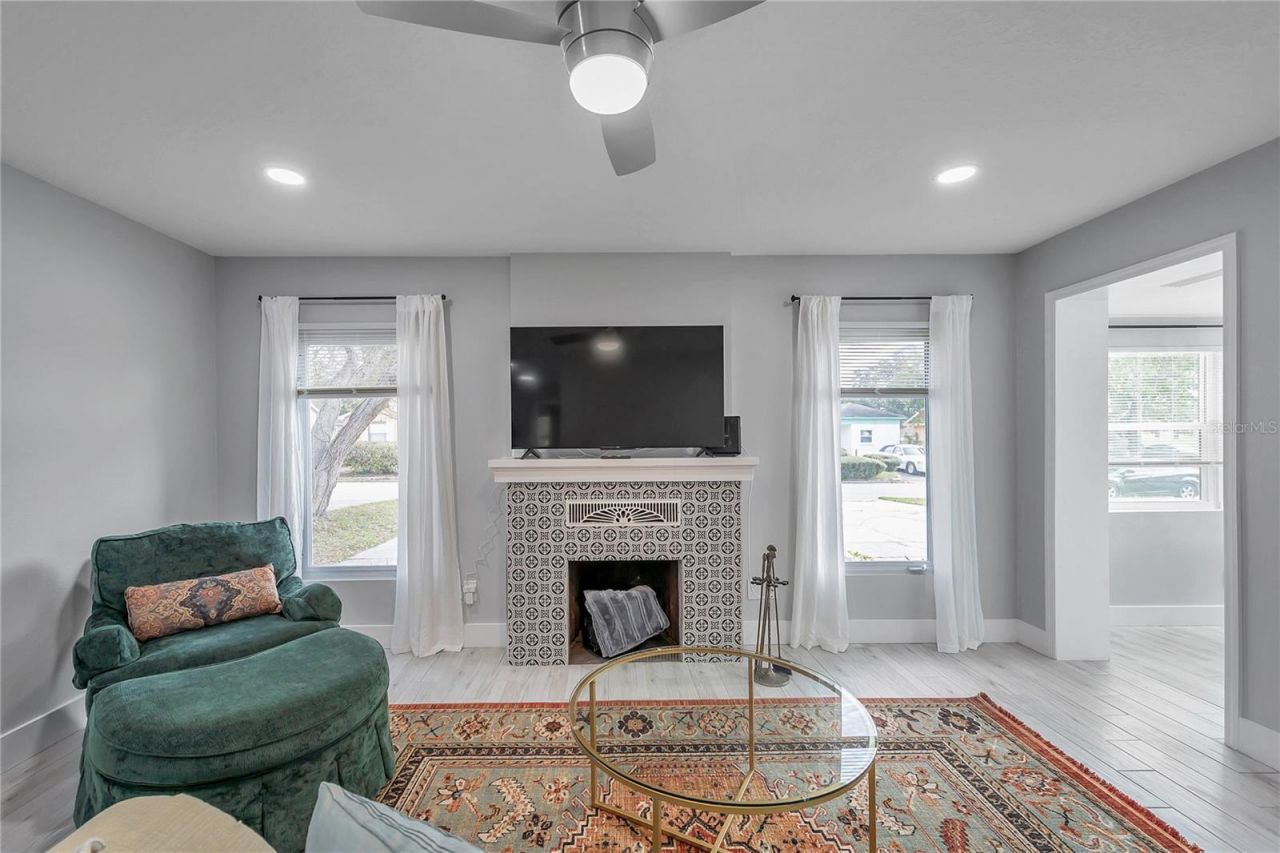 2703 18th Street S, Saint Petersburg, FL 33712 Photo