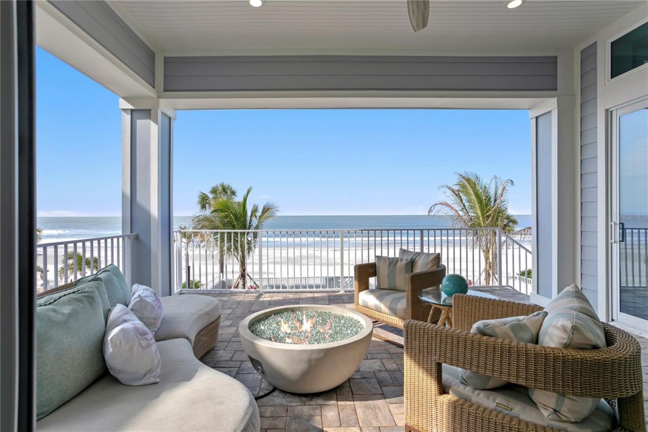 15612 Gulf Boulevard, Redington Beach, FL 33708 Photo