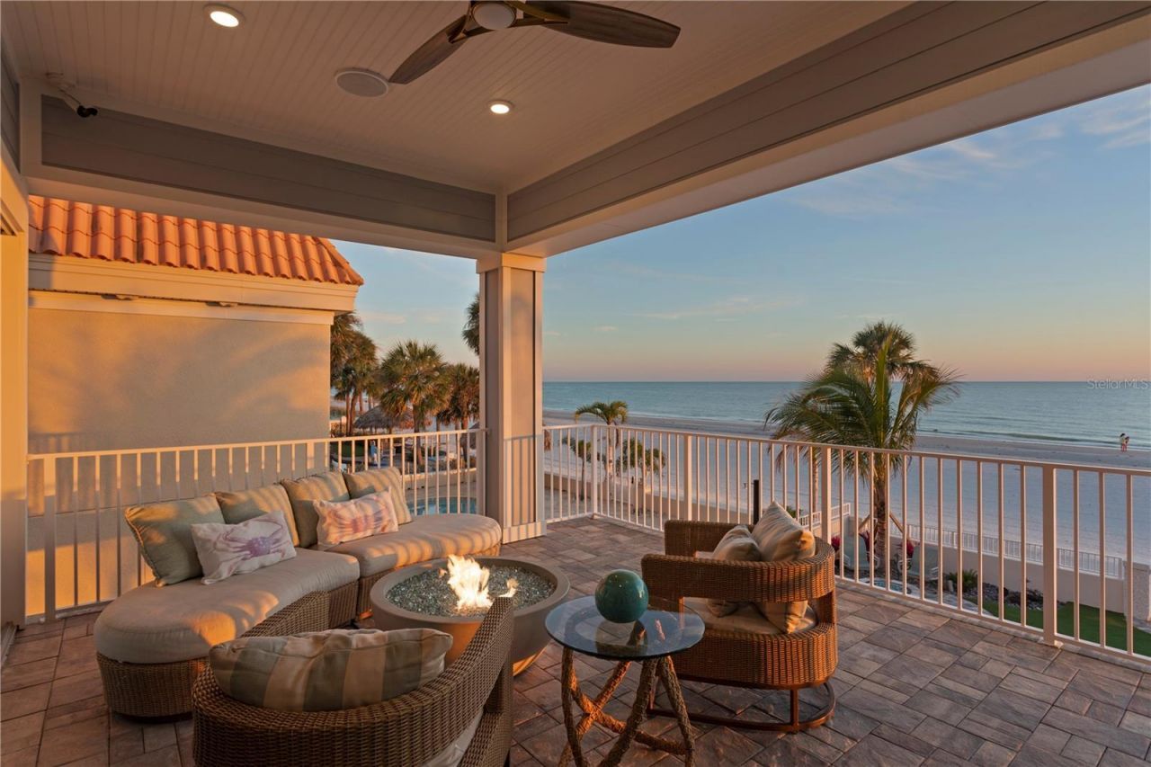 15612 Gulf Boulevard, Redington Beach, FL 33708 Photo