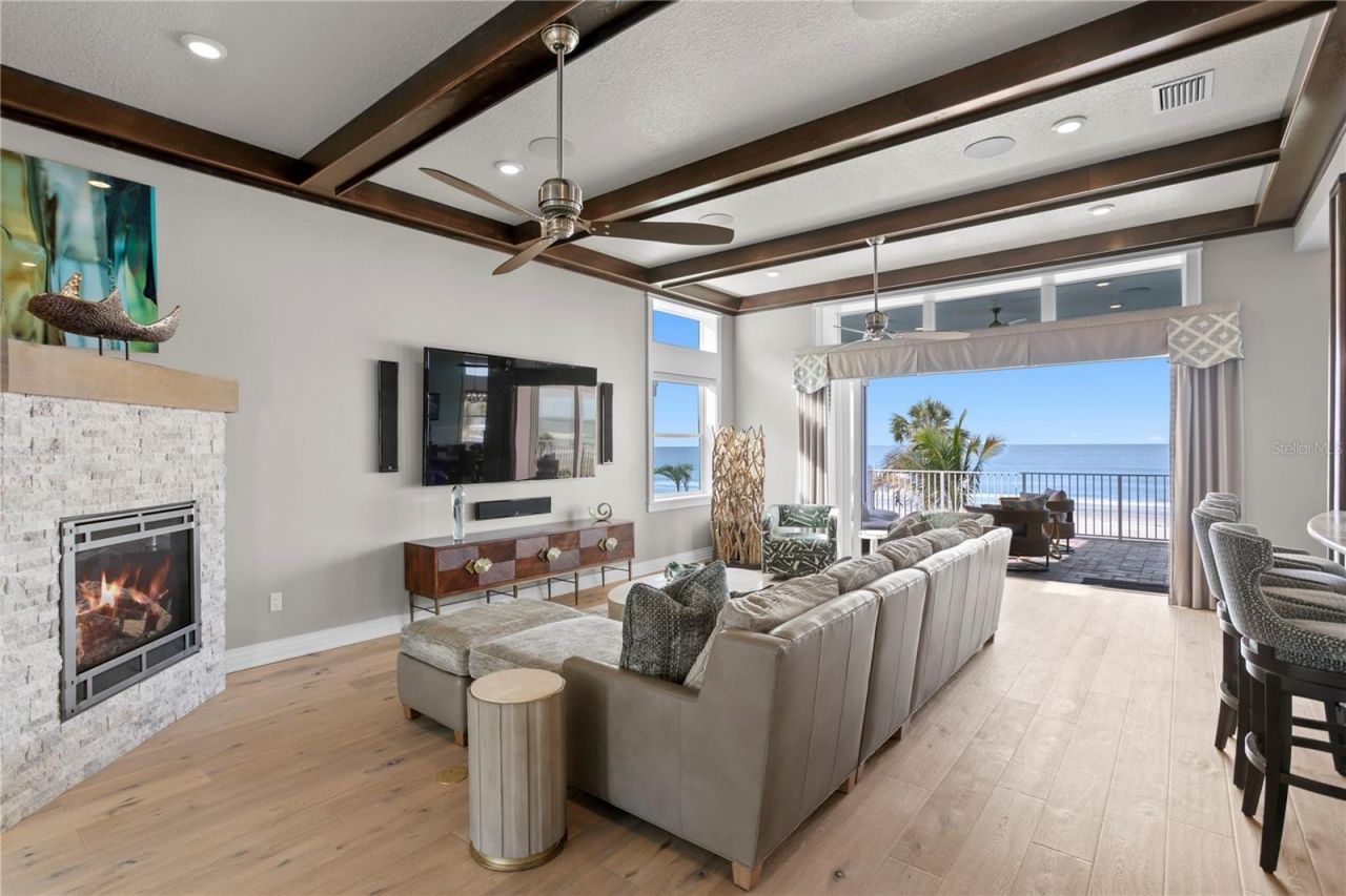 15612 Gulf Boulevard, Redington Beach, FL 33708 Photo