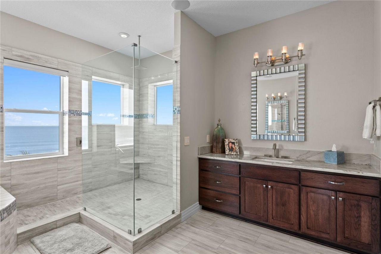 15612 Gulf Boulevard, Redington Beach, FL 33708 Photo