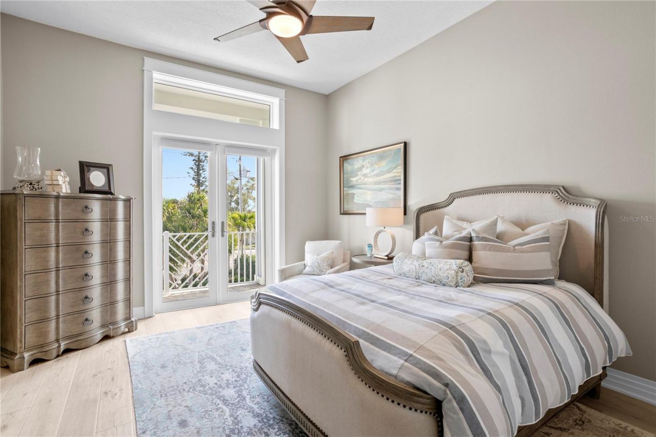 15612 Gulf Boulevard, Redington Beach, FL 33708 Photo