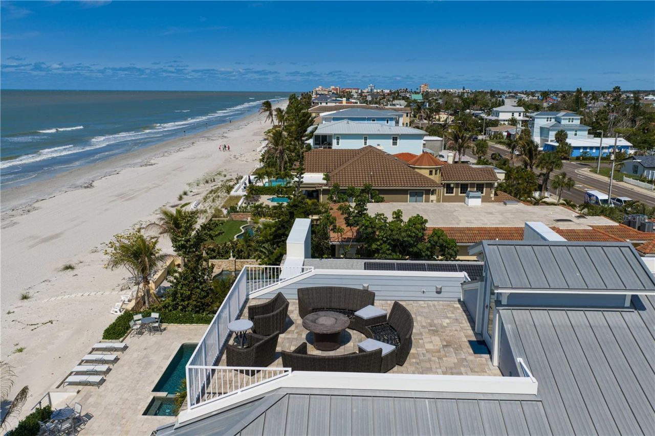 15612 Gulf Boulevard, Redington Beach, FL 33708 Photo