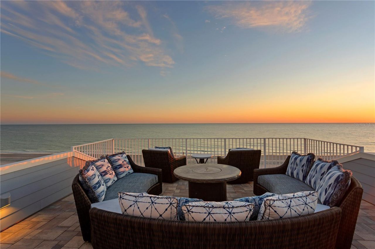 15612 Gulf Boulevard, Redington Beach, FL 33708 Photo