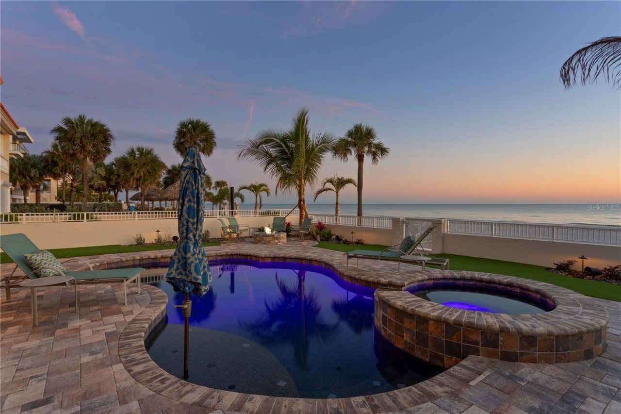 15612 Gulf Boulevard, Redington Beach, FL 33708 Photo