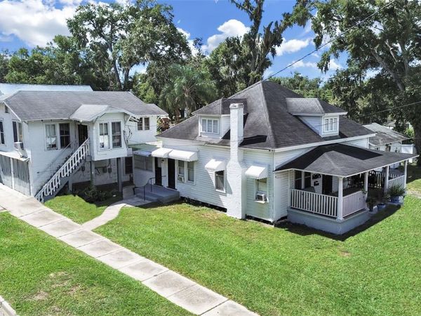 601 W BAKER STREET , PLANT CITY, FL 33563