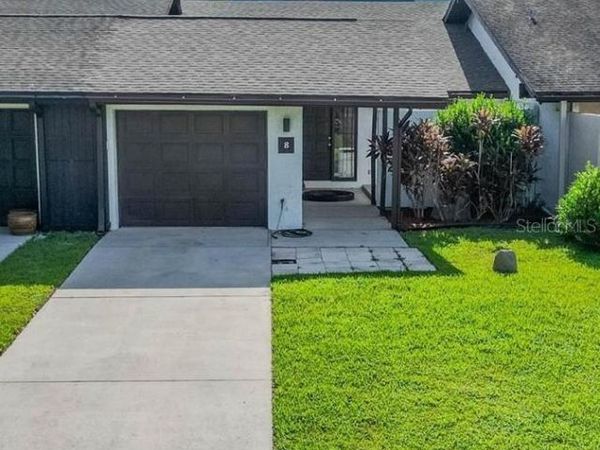 8 HUNTLEY COURT, Unit 8, HAINES CITY, FL 33844