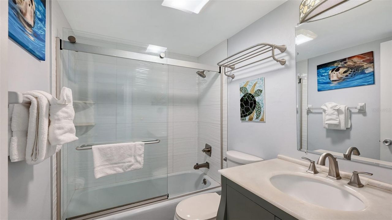 901 Beach Road, Unit 205, Sarasota, FL 34242 Photo