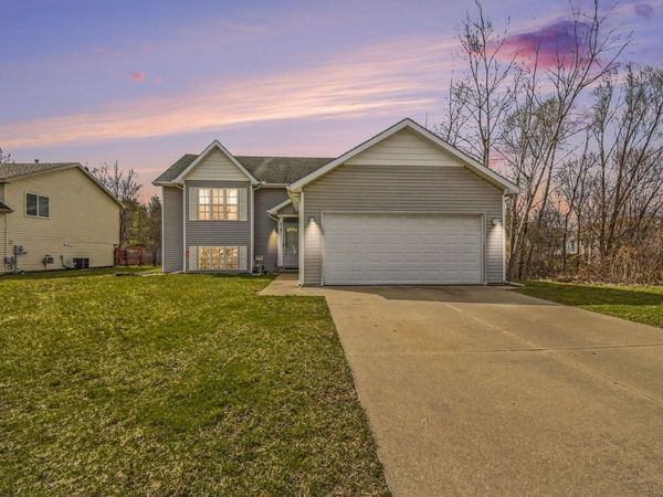5151 Taylor Ridge Drive SE, Kentwood, MI 49512