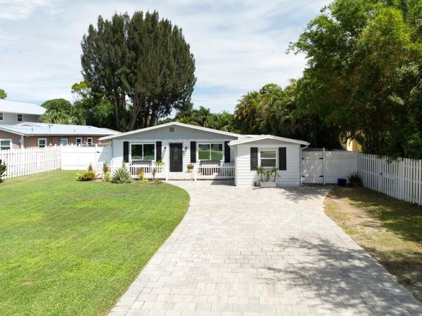 1467 SW Peninsula Lane, Palm City, FL 34990