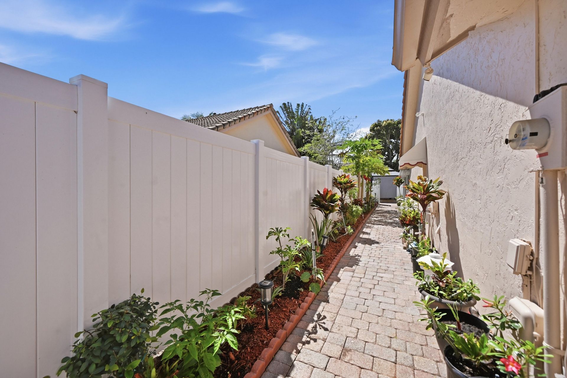 5884 Laurel Green Circle, Boynton Beach, FL 33437 Photo