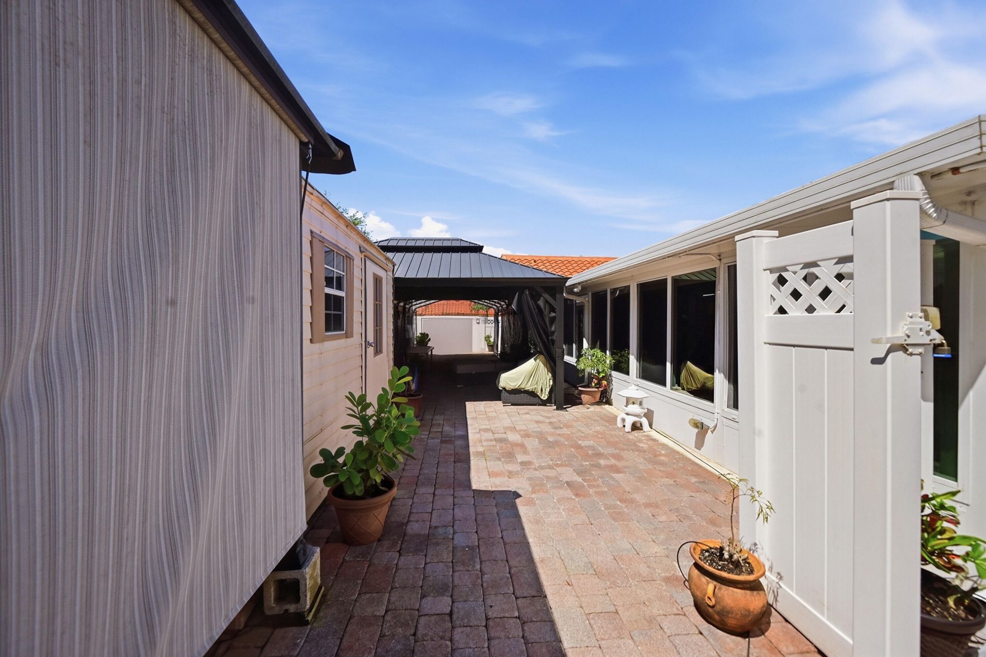 5884 Laurel Green Circle, Boynton Beach, FL 33437 Photo