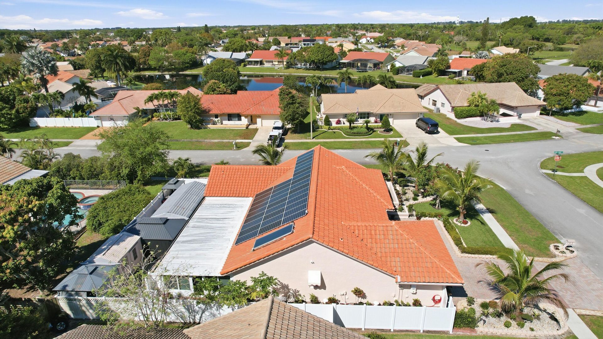 5884 Laurel Green Circle, Boynton Beach, FL 33437 Photo