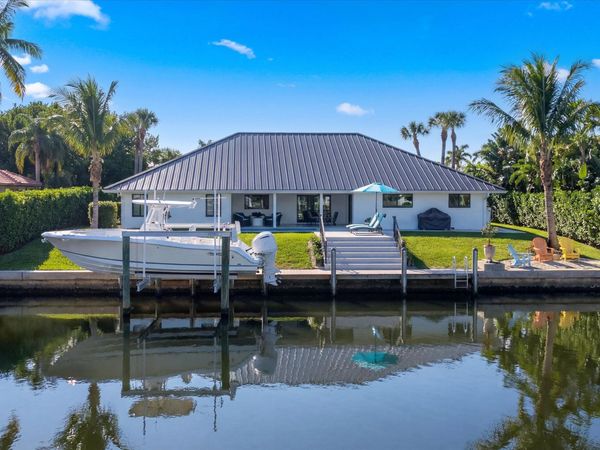 9039 SE Hawksbill Way, Hobe Sound, FL 33455