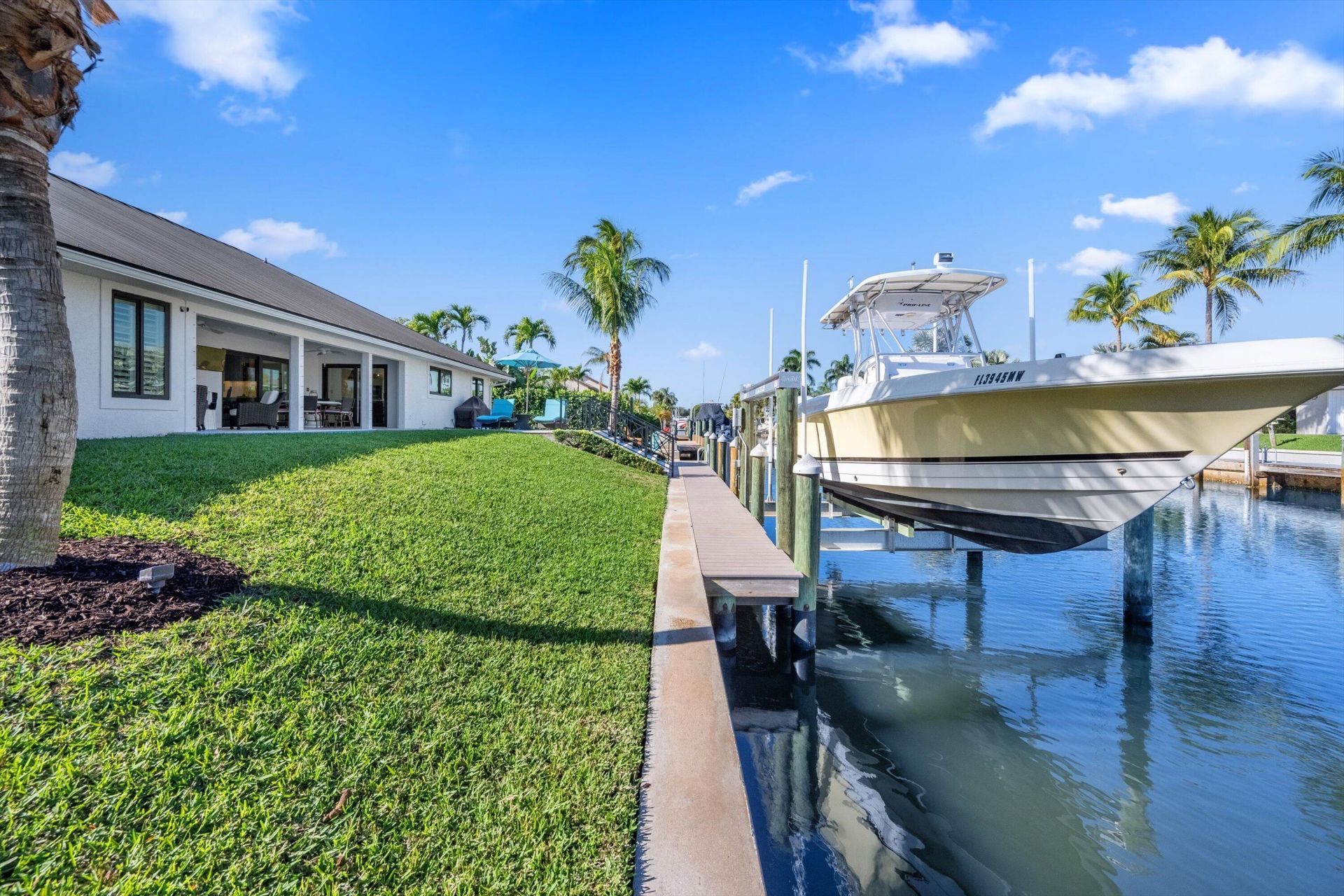 9039 SE Hawksbill Way, Hobe Sound, FL 33455 Photo