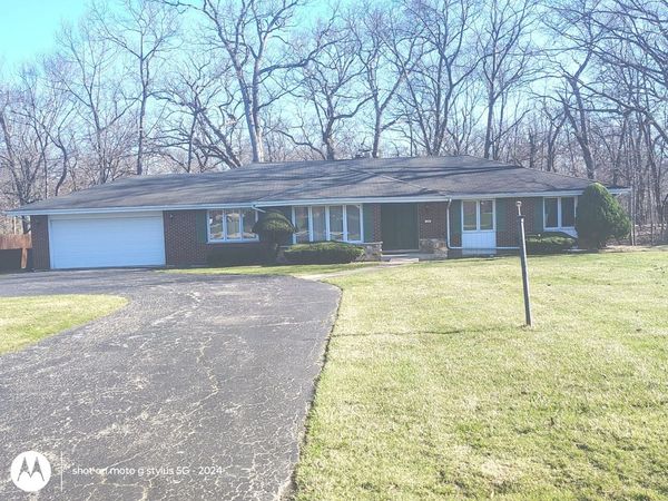 108 Chalet Court , Crete, IL 60417