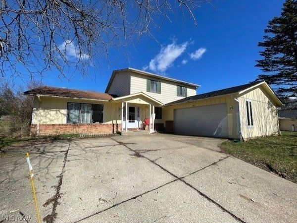 97 Chelmsford Drive , Aurora, OH 44202