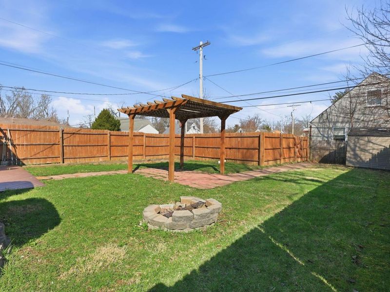 3016 Mcguffey Road , Columbus, OH 43224 Photo 39