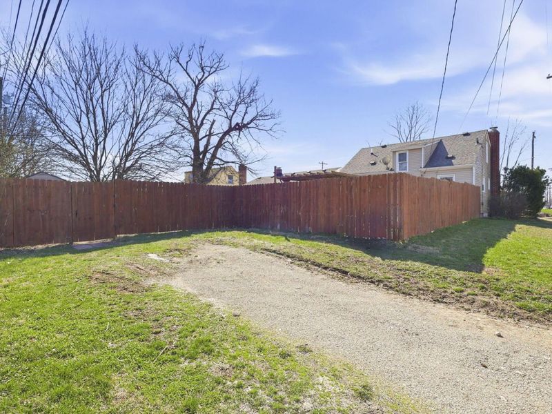 3016 Mcguffey Road , Columbus, OH 43224 Photo 42