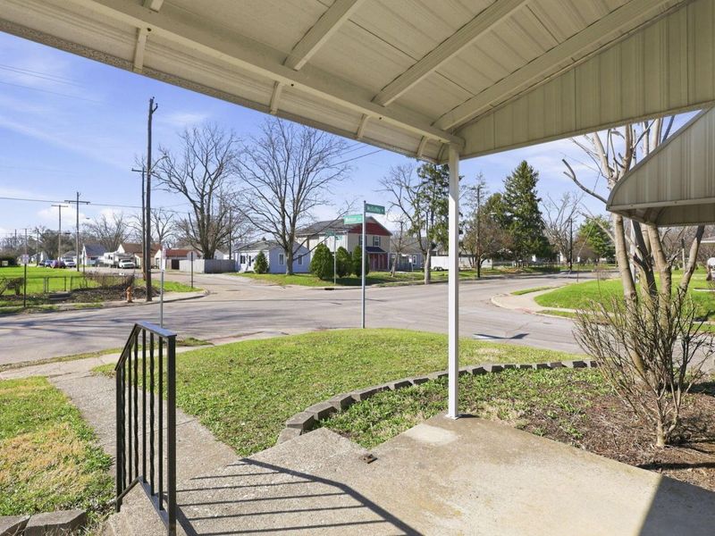 3016 Mcguffey Road , Columbus, OH 43224 Photo 5