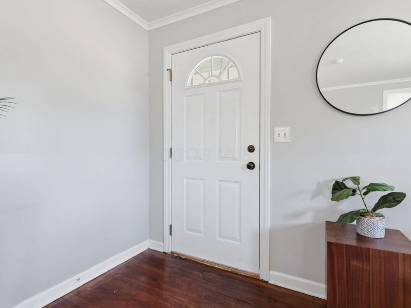 3016 Mcguffey Road , Columbus, OH 43224 Photo 7