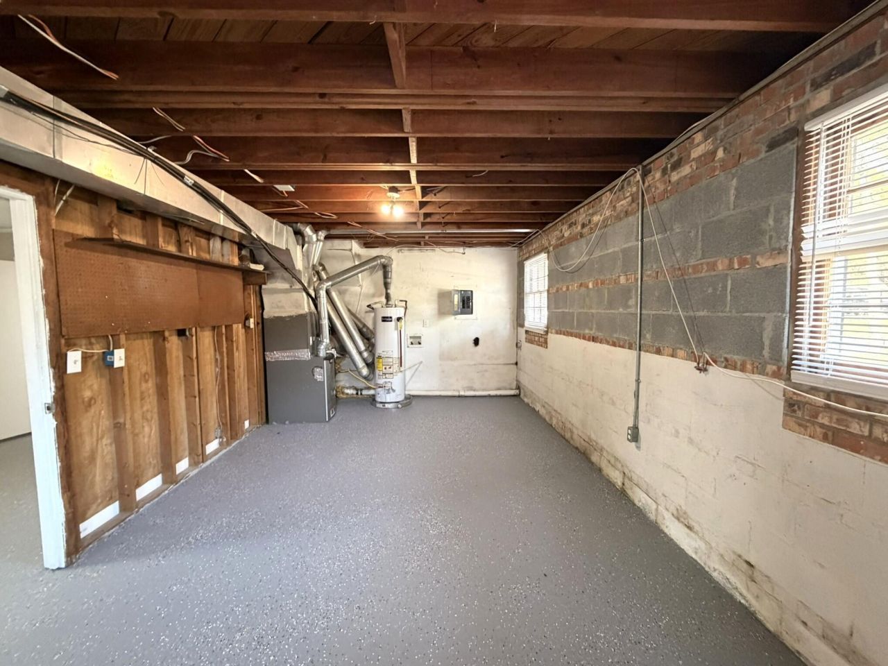 7635 Hillandale Road Photo 15