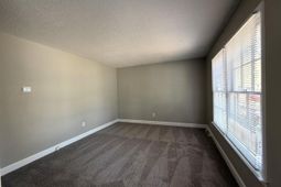 7635 Hillandale Road photo 4