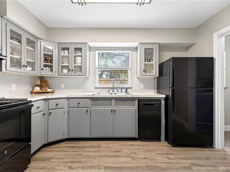 3854 Shroyer Road, Kettering, OH 45429 Photo 9