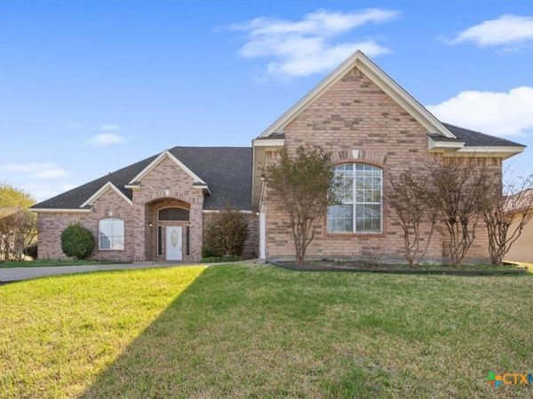 909 Paint Brush Lane, Temple, TX 76502