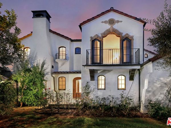 4352 Forman Avenue, Toluca Lake, CA 91602