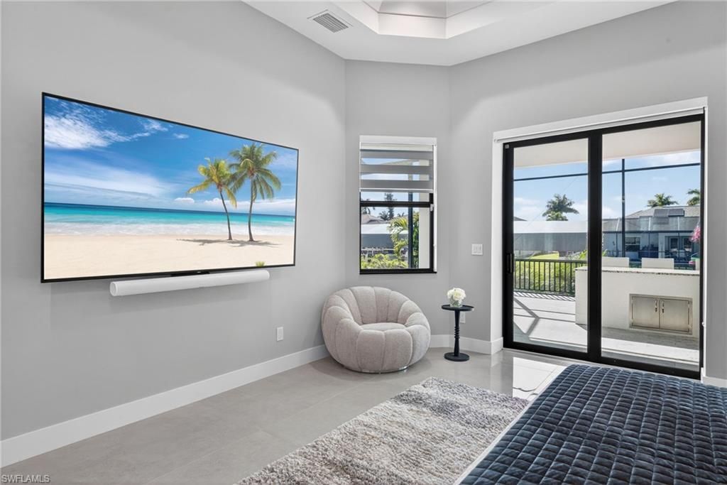 2002 SE 18th Ave, Cape Coral, FL 33990 Photo