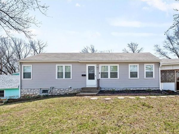 16501 E 3RD Street, Independence, MO 64056