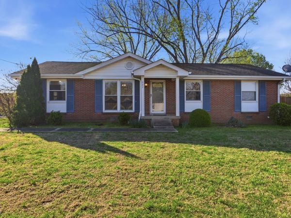 523 Terry Ln , Lebanon, TN 37087