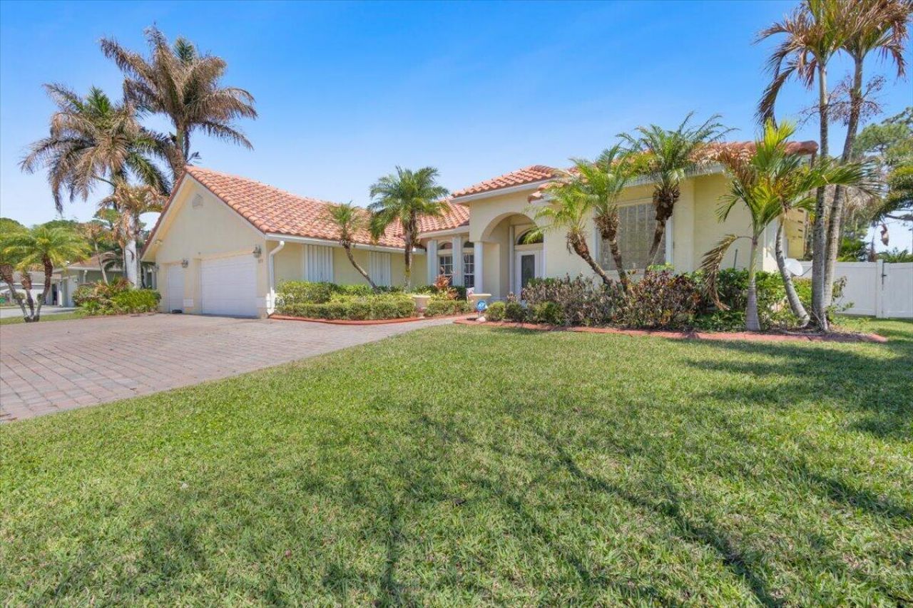 3351 SW Savona Boulevard, Port Saint Lucie, FL 34953 Photo