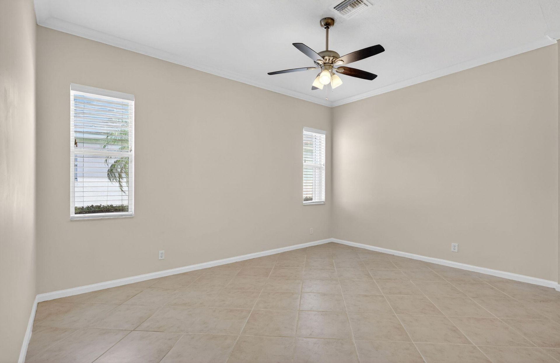 191 NW Willow Grove Avenue, Port Saint Lucie, FL 34986 Photo