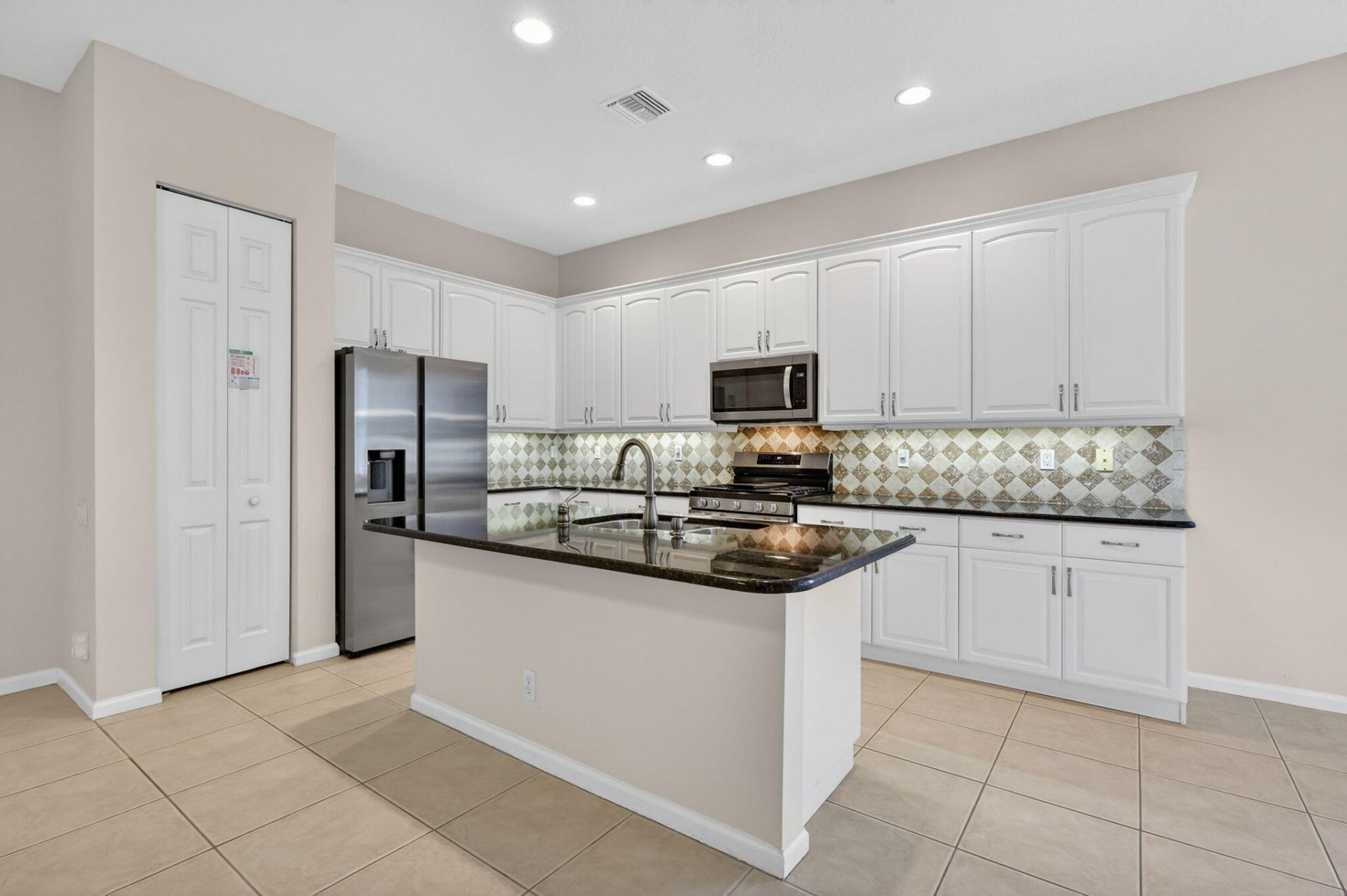 191 NW Willow Grove Avenue, Port Saint Lucie, FL 34986 Photo