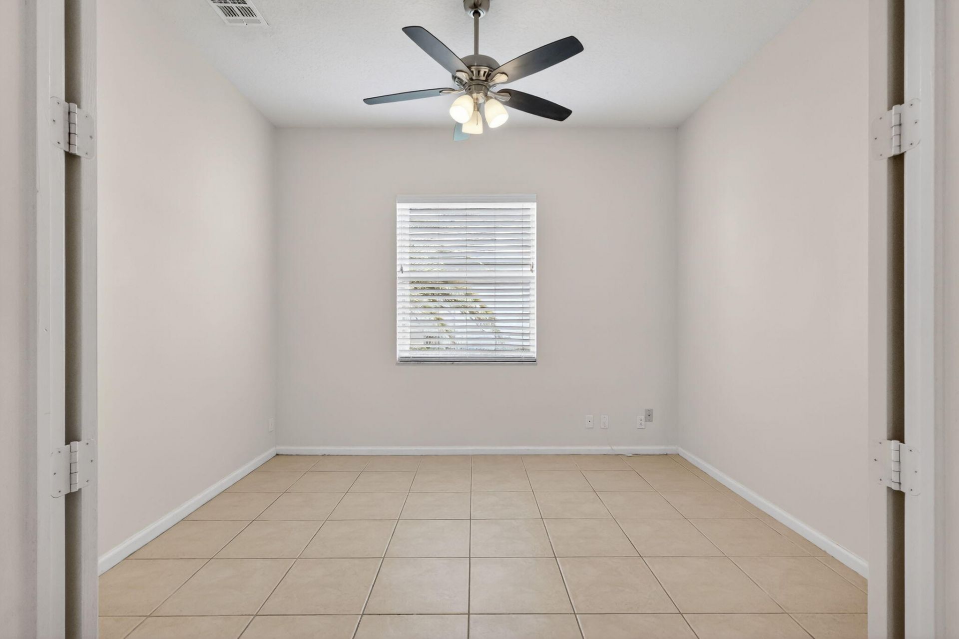 191 NW Willow Grove Avenue, Port Saint Lucie, FL 34986 Photo