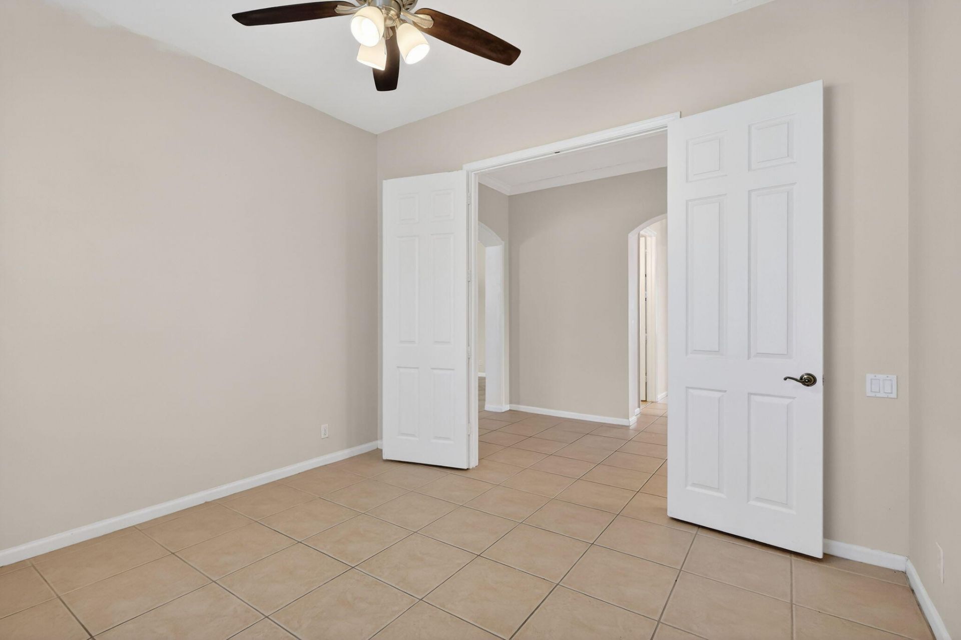 191 NW Willow Grove Avenue, Port Saint Lucie, FL 34986 Photo